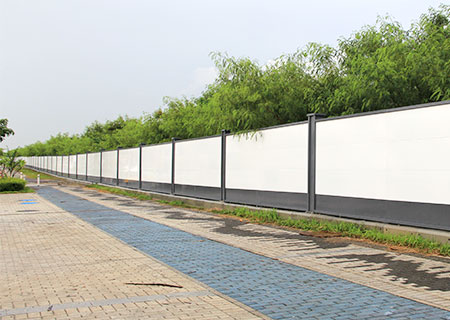 深圳南山前海工地施工圍擋-市政圍擋安裝-A/B/C類圍擋-深圳市大通建材有限公司鋼圍擋生產(chǎn)定制廠家