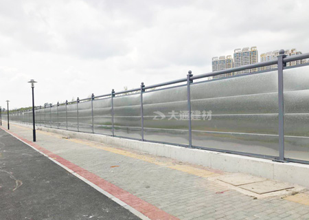 鍍鋅板鋼結(jié)構(gòu)圍擋c款-深圳市政工程圍擋交委款案例-A/B/C類圍擋-深圳市大通建材有限公司鋼圍擋生產(chǎn)定制廠家